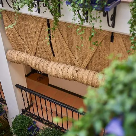 Santo Cristo La Ciudadela Hotel