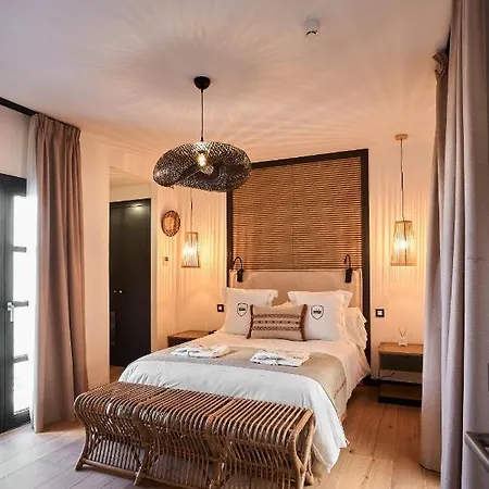 Santo Cristo La Ciudadela Hotell 2*